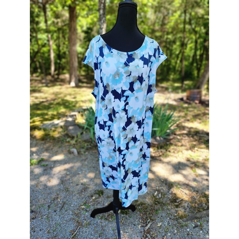 Chico's Size 3(16 US) Short Sleeve Watercolor Floral Pattern Knit Pullover Dress - Picture 8 of 10